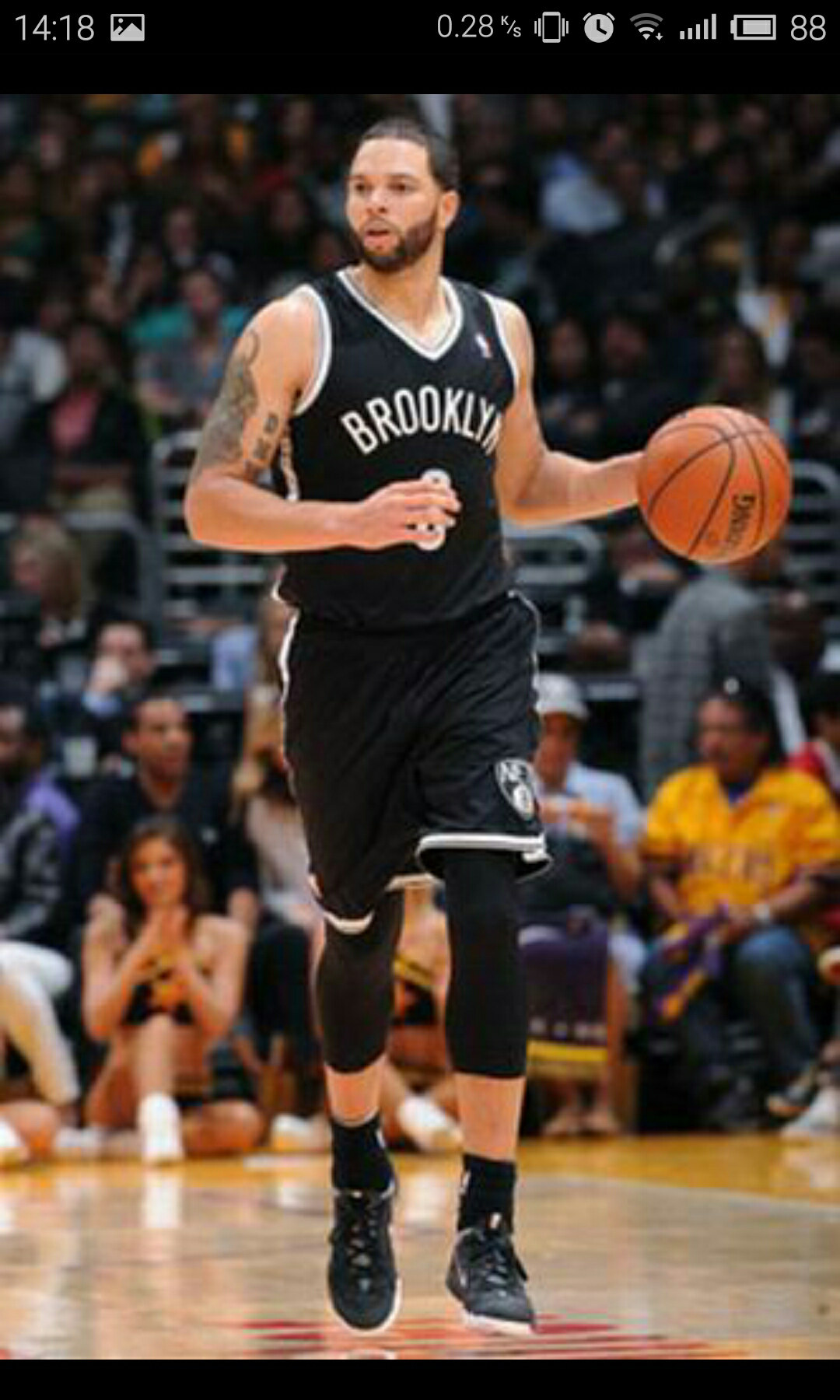 还为队友送 还为队友送