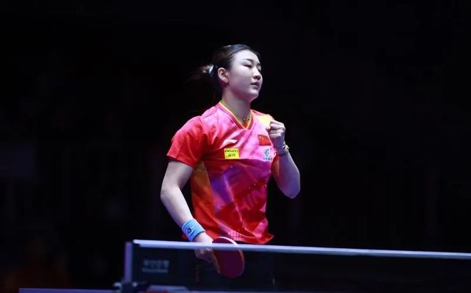 他与多个队 他与多个队